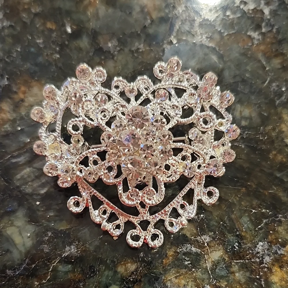 Intricate Silver Heart Brooch
